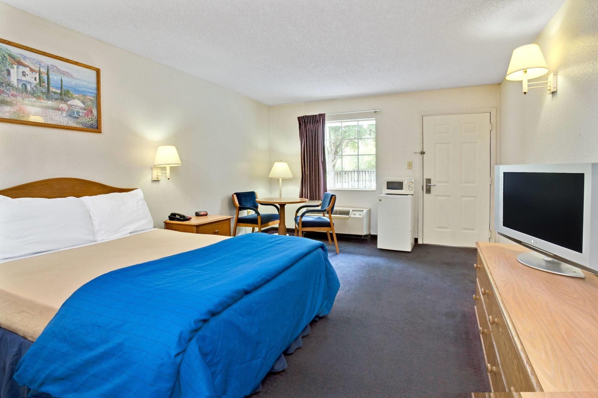 Travelodge Suites By Wyndham Macclenny I-10 Екстер'єр фото